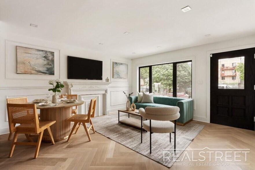 110 McKibben St, Brooklyn, NY for sale - Building Photo - Image 3 of 22