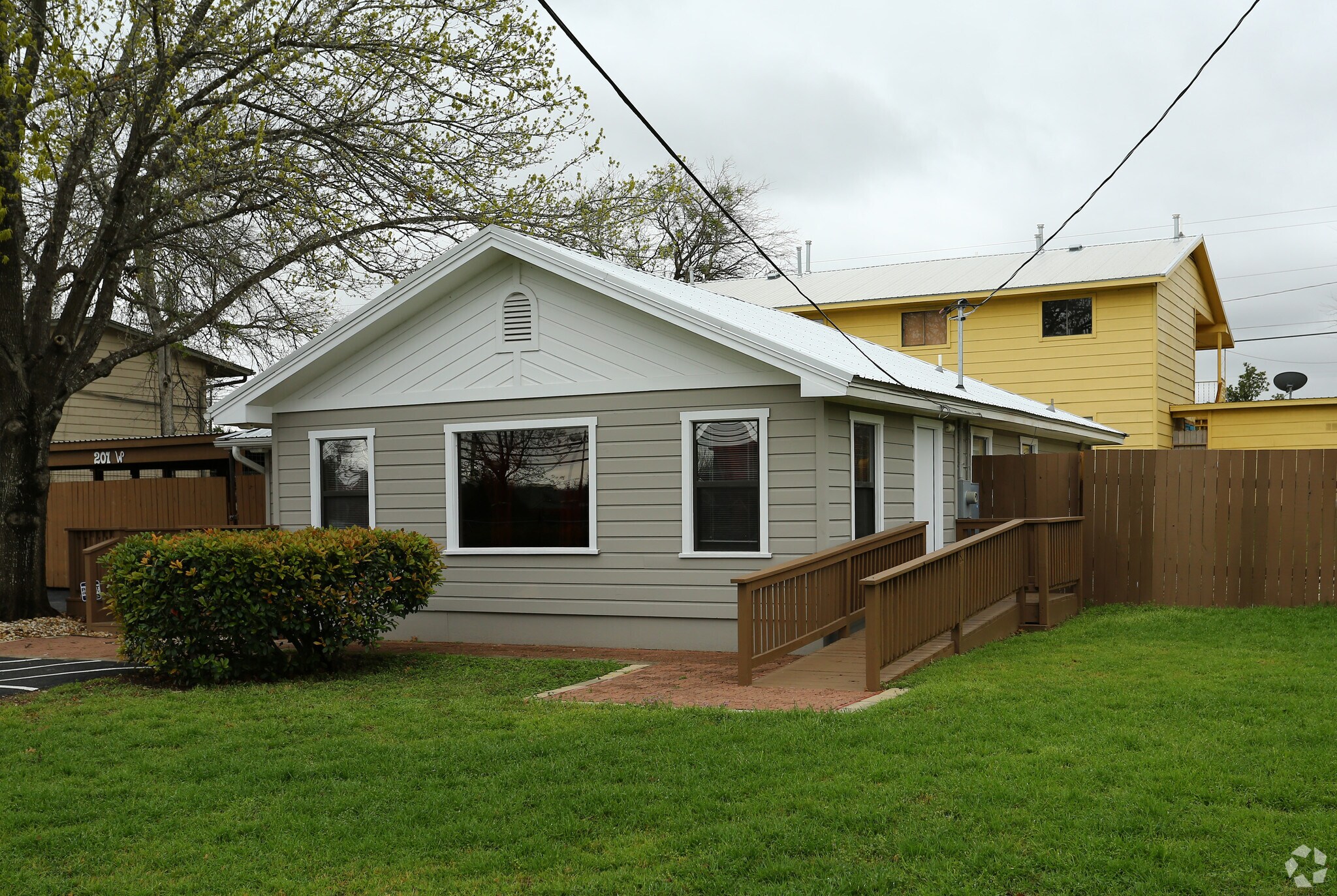 201 W Powell Ln, Austin, TX for sale Building Photo- Image 1 of 1