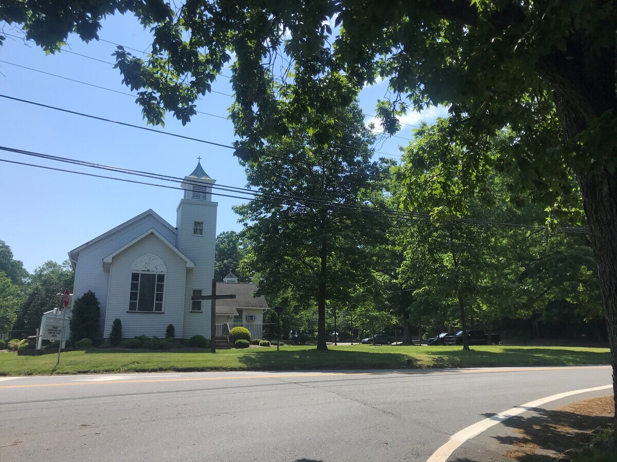 443 Quaker Church Rd, Randolph, NJ 07869