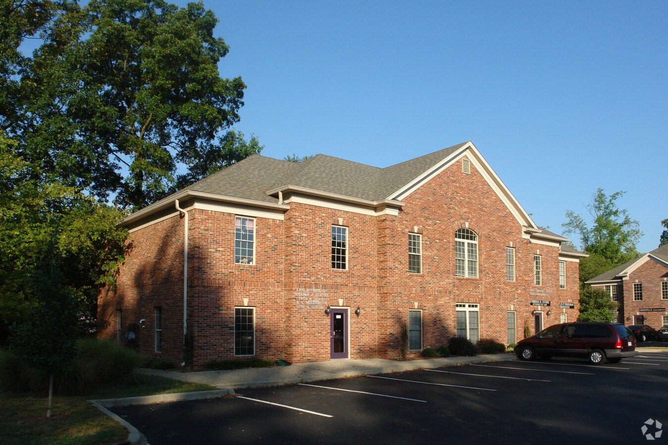 7982 New Lagrange Rd, Louisville, KY 40222