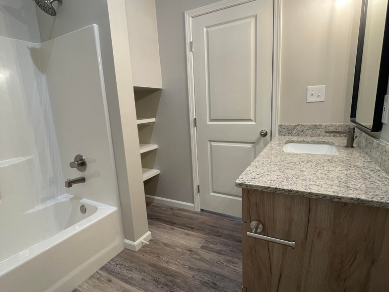 171-181 Southside St, Sulphur, LA for sale - Interior Photo - Image 2 of 6