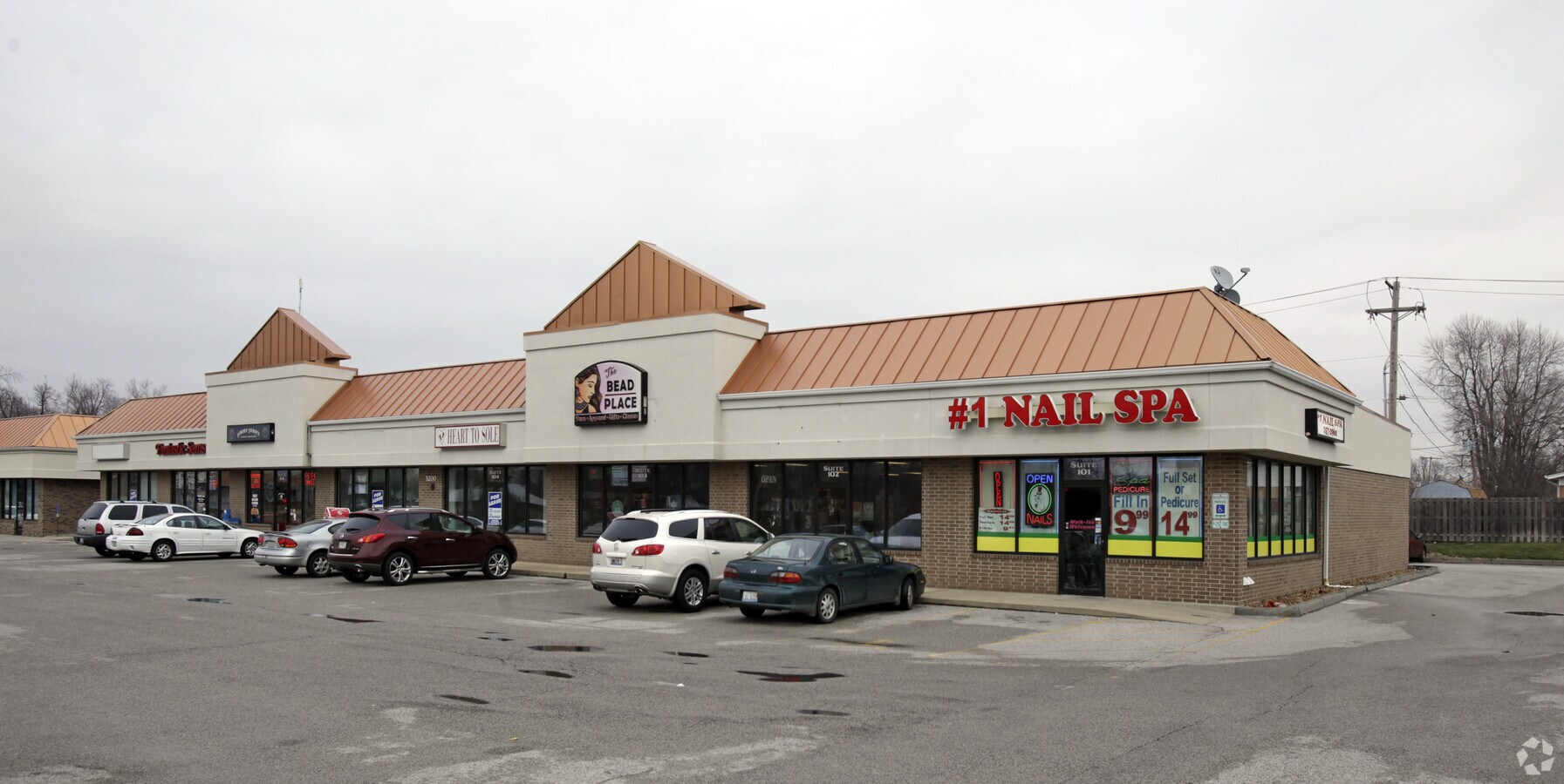 5200 N Illinois St, Fairview Heights, IL 62208 Chateau Center II