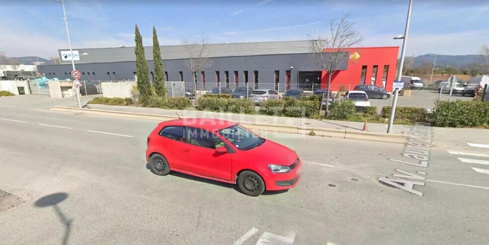 Office in Fréjus for lease - Building Photo - Image 2 of 12