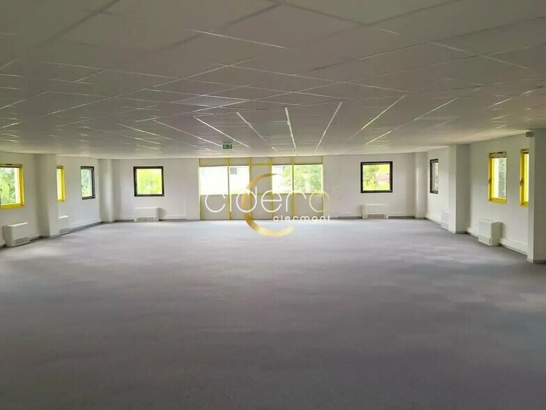 Office in Aubière for lease - Building Photo - Image 3 of 8