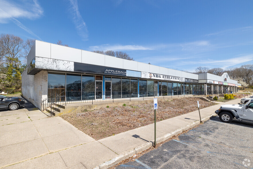 1021 Portion Rd, Ronkonkoma, NY for lease - Building Photo - Image 3 of 6