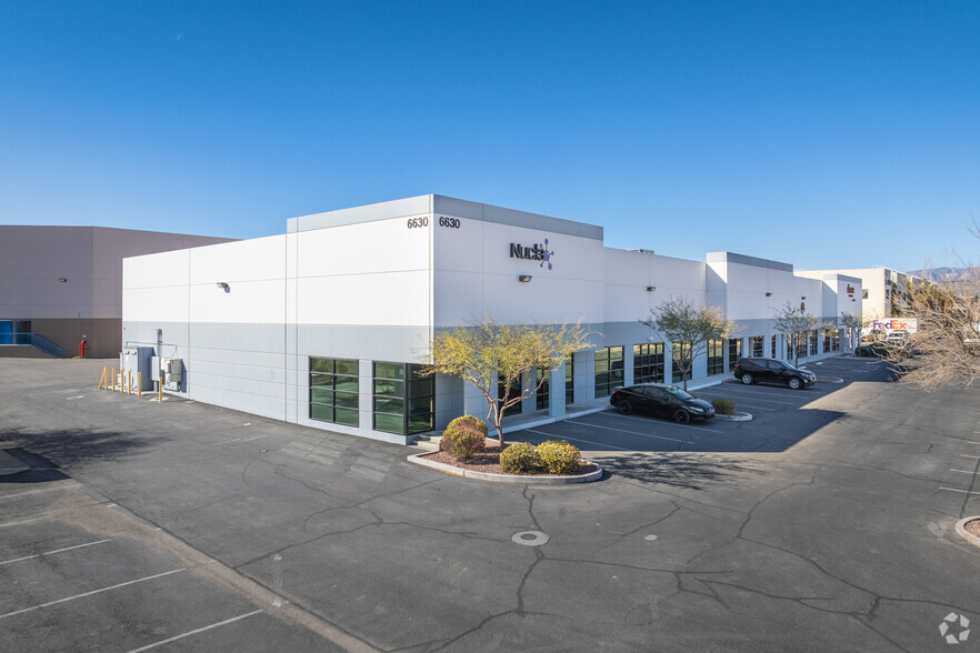 6630 W Arby Ave, Las Vegas, NV for lease - Primary Photo - Image 1 of 13