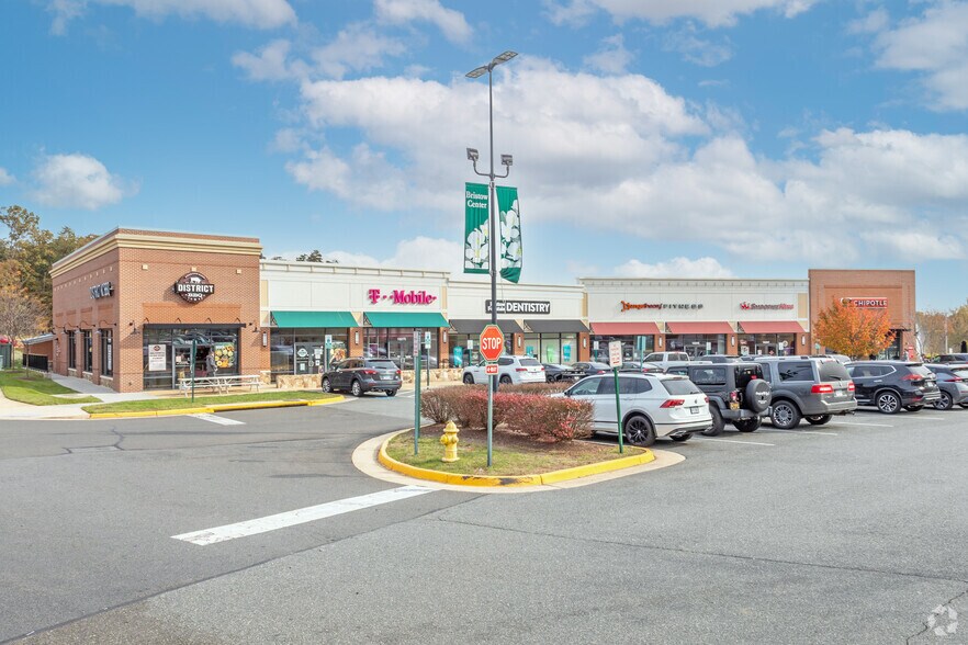 10271-10303 Bristow Center Dr, Bristow, VA for sale - Primary Photo - Image 1 of 1