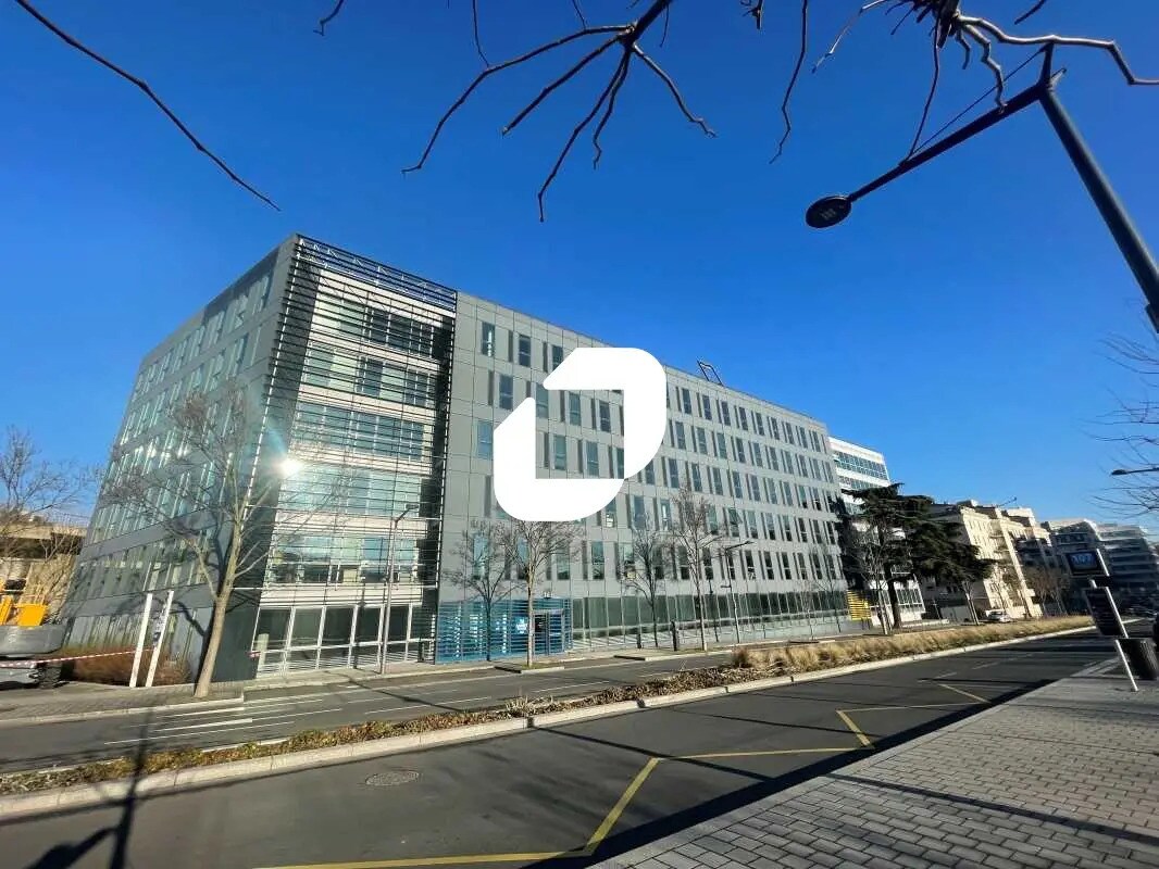 Office in Massy for lease Building Photo- Image 1 of 7