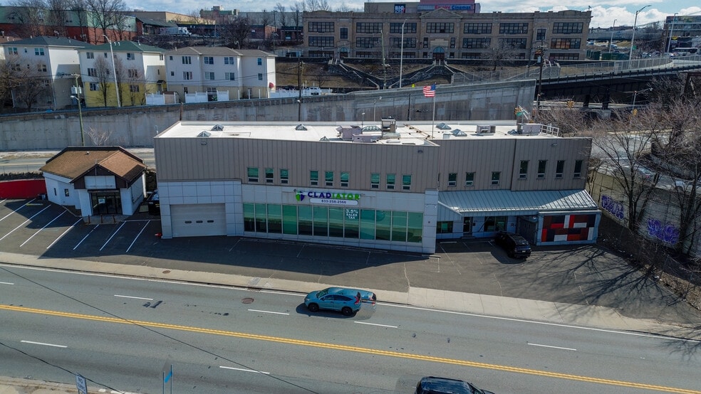 3114 Tonnelle Ave, North Bergen, NJ for lease - Building Photo - Image 1 of 44
