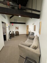 1121 Washington St, Newton, MA for lease Interior Photo- Image 1 of 7