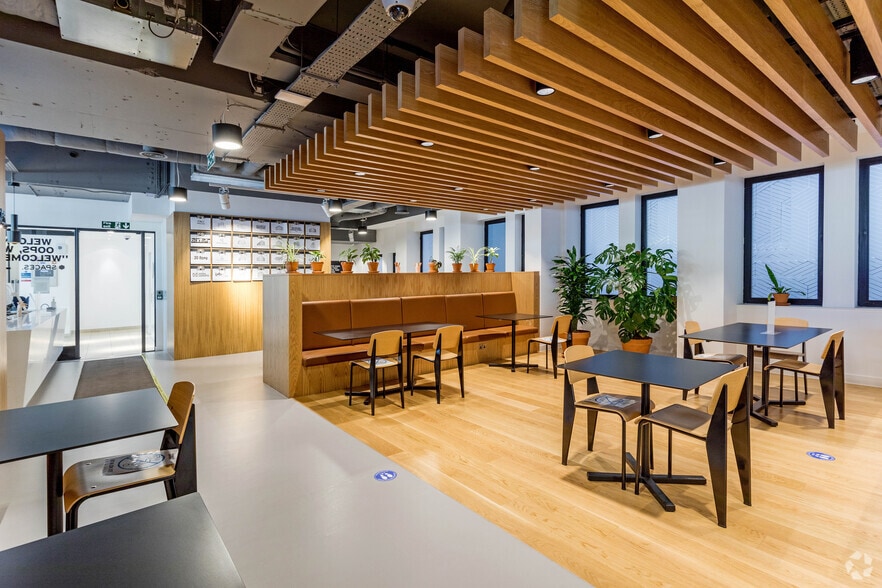 307 Euston Rd, London for lease - Interior Photo - Image 2 of 9