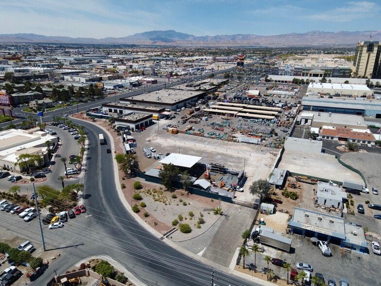 4300 W Tropicana Ave, Las Vegas, NV for lease - Building Photo - Image 2 of 5