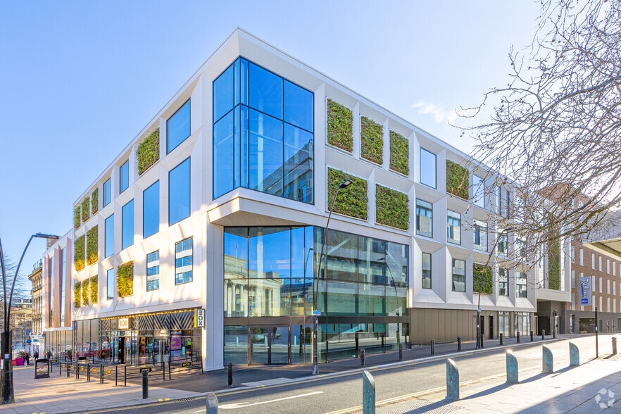 19-21 Barkers Pool, Sheffield for lease - Primary Photo - Image 1 of 3