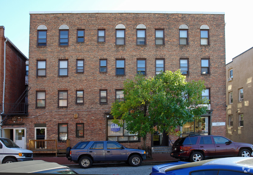 2126 Maryland Ave, Baltimore, MD for lease - Building Photo - Image 3 of 60