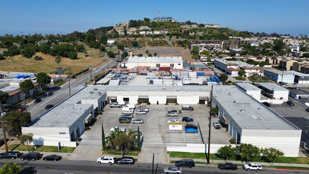 2300 Walnut Ave, Signal Hill, CA for lease - Building Photo - Image 1 of 10