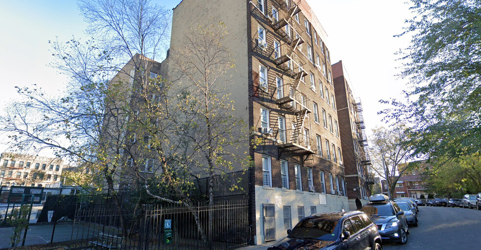 1860 Billingsley Ter, Bronx, NY for sale - Building Photo - Image 2 of 6