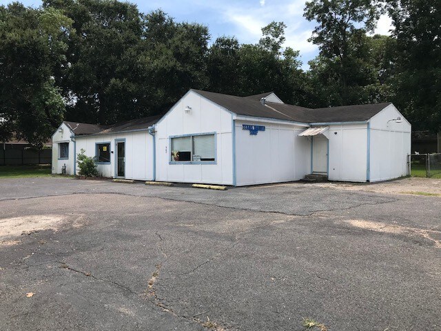 902 E House St, Alvin, TX for sale - Primary Photo - Image 1 of 1