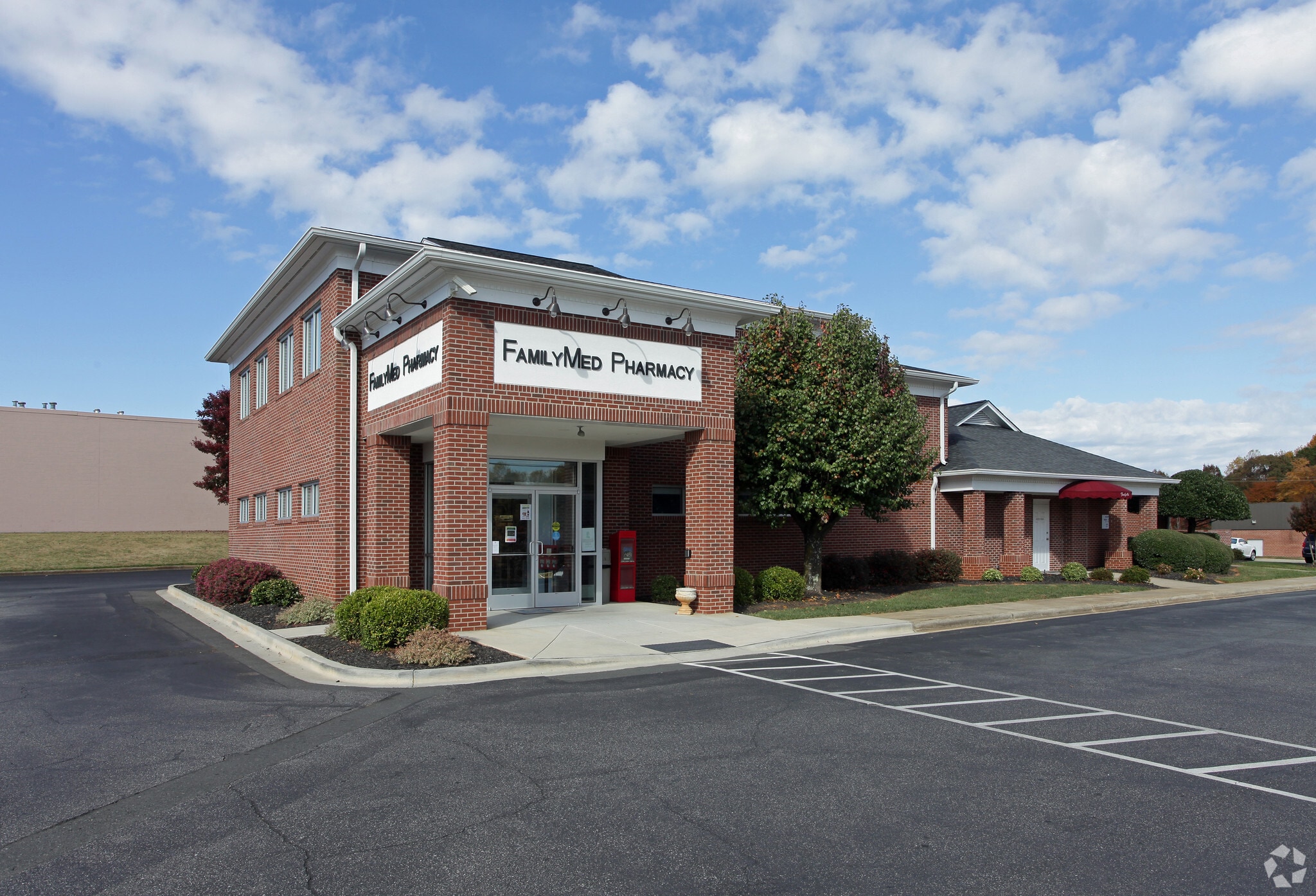 110 E Dallas Rd, Stanley, NC for sale Building Photo- Image 1 of 1