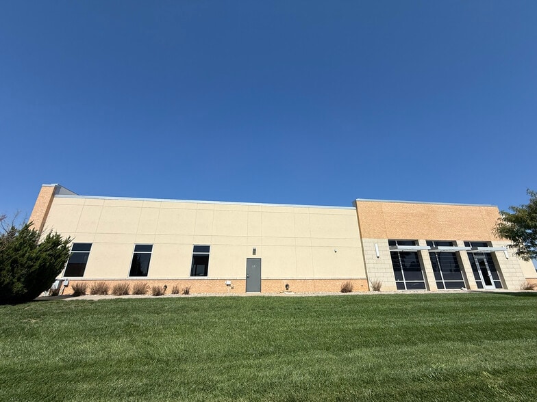 1719 E Cambridge, Derby, KS for lease - Building Photo - Image 3 of 6