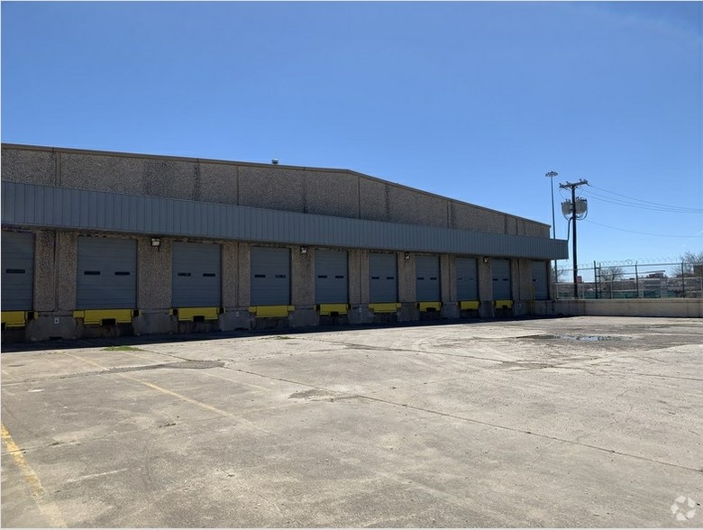 1207 S Harwood St, Dallas, TX for lease - Building Photo - Image 3 of 18