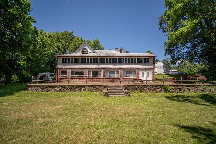 2589 Boston Rd, Wilbraham, MA for sale - Primary Photo - Image 1 of 1