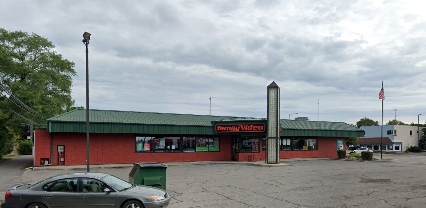 317 N Mission St, Mount Pleasant, MI for lease - Building Photo - Image 2 of 8