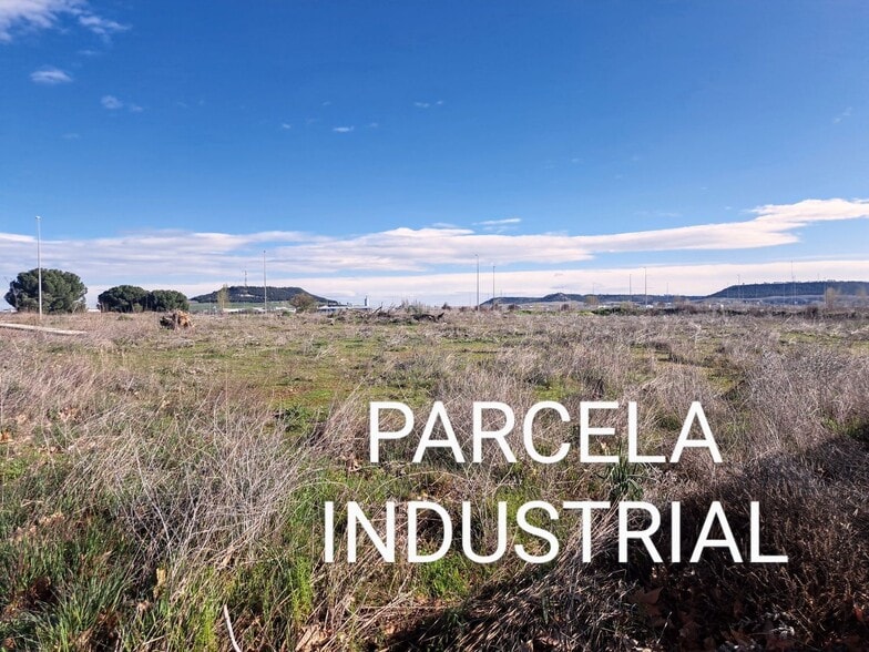 Calle Cachicanes, 13, Laguna de Duero, Valladolid for sale - Building Photo - Image 2 of 24