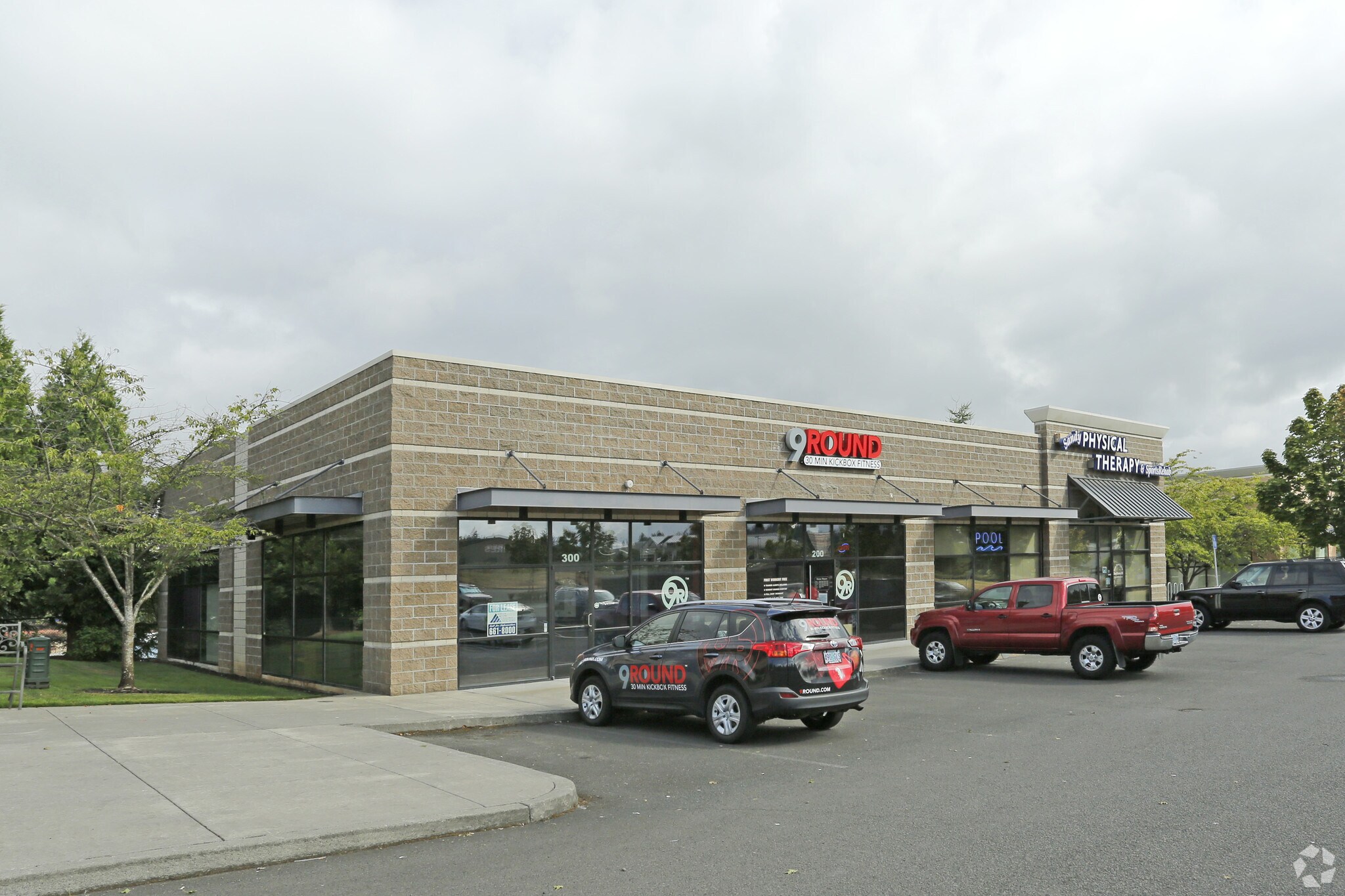 16621 Champion Way, Sandy, OR for sale Primary Photo- Image 1 of 1