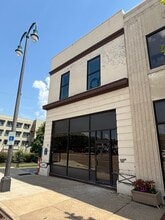 320 E Lafayette St, Jackson, TN for lease Building Photo- Image 1 of 1