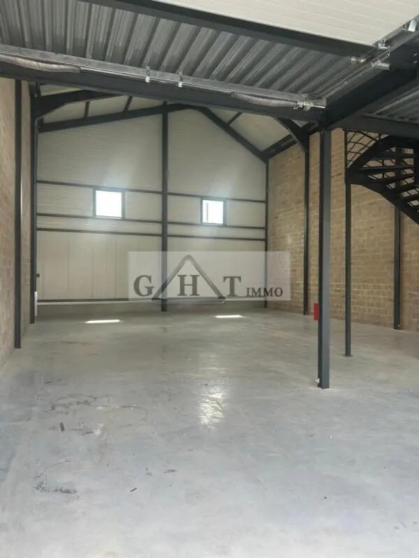 Industrial in Groslay for lease Interior Photo- Image 1 of 5