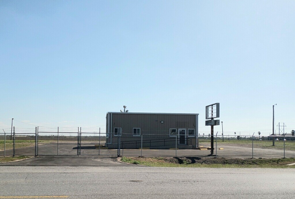 3410 E Grimes St, Harlingen, TX for lease Primary Photo- Image 1 of 11