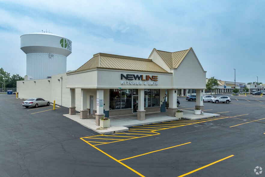 767 W Golf Rd, Des Plaines, IL for sale - Primary Photo - Image 1 of 1