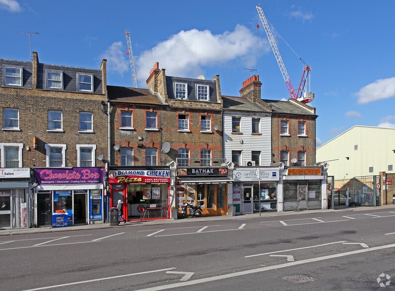 322 Burdett Rd, London for sale - Primary Photo - Image 1 of 1