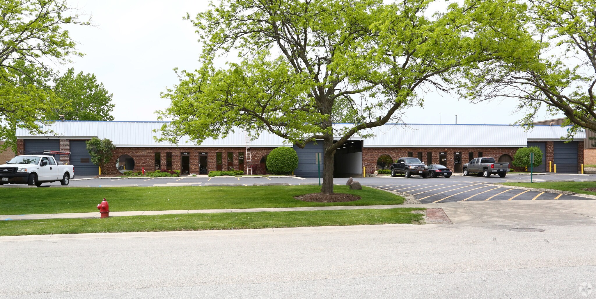 852864 Lively Blvd, Wood Dale, IL 60191 Wood Dale Industrial