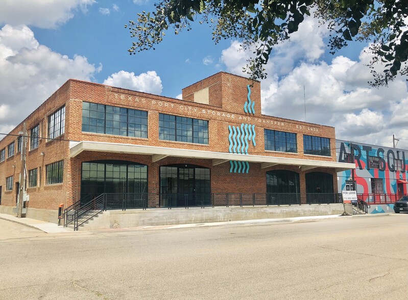 2301 Commerce St, Houston, TX for lease - Building Photo - Image 1 of 23