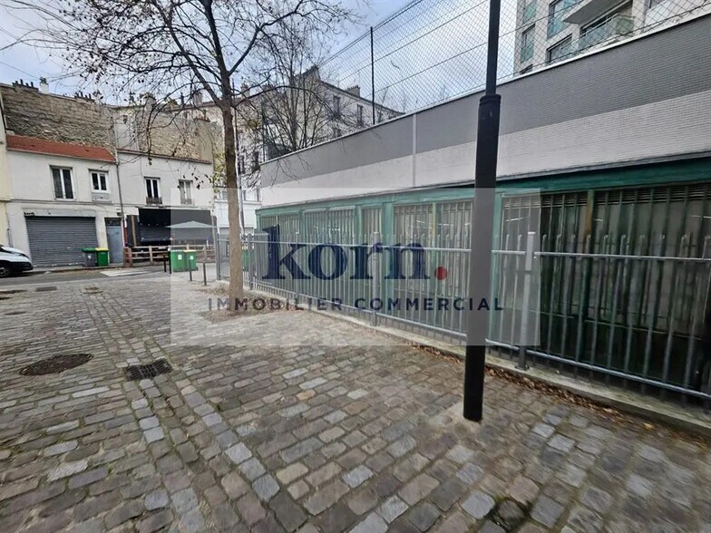 Retail in Paris for lease - Building Photo - Image 2 of 5