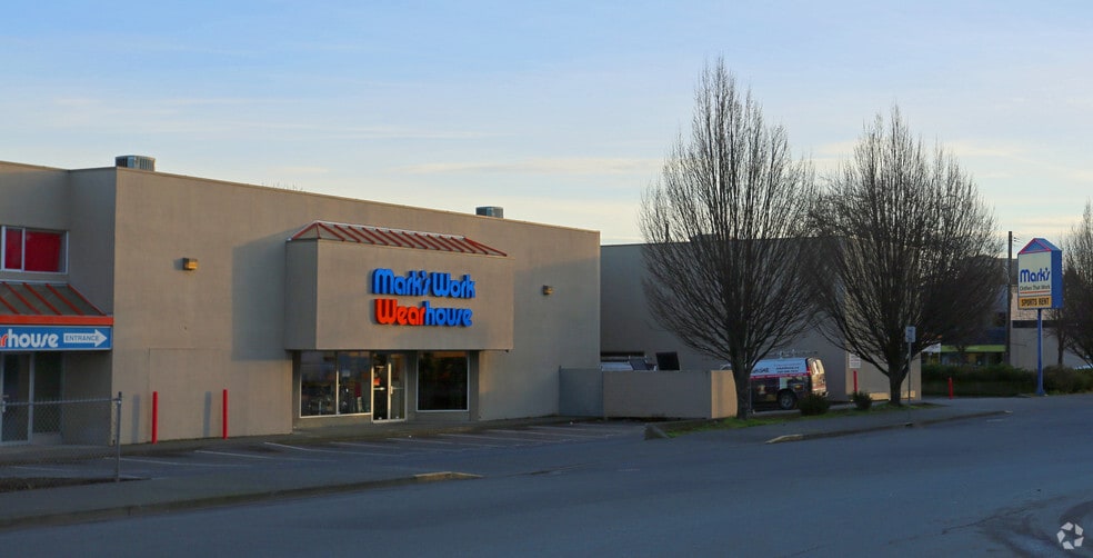 1950-1960 Government St, Victoria, BC for lease - Building Photo - Image 3 of 10