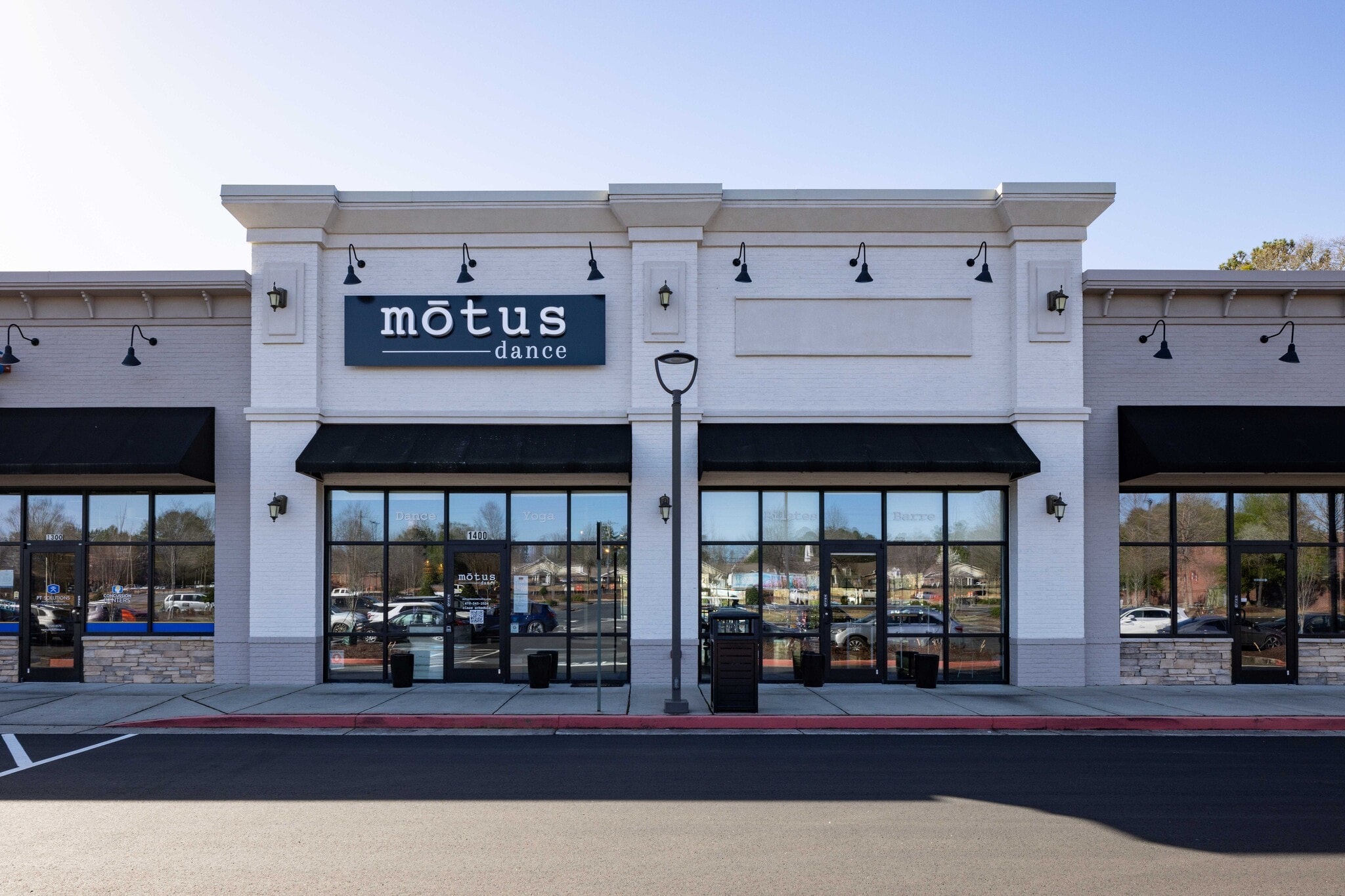 735 N Main St, Alpharetta, GA for lease Building Photo- Image 1 of 6