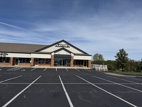 101-154 Triad Center West, O'Fallon, MO for lease Building Photo- Image 1 of 8