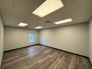 1418 Poplar Ln, Nashville, TN for lease Interior Photo- Image 2 of 7
