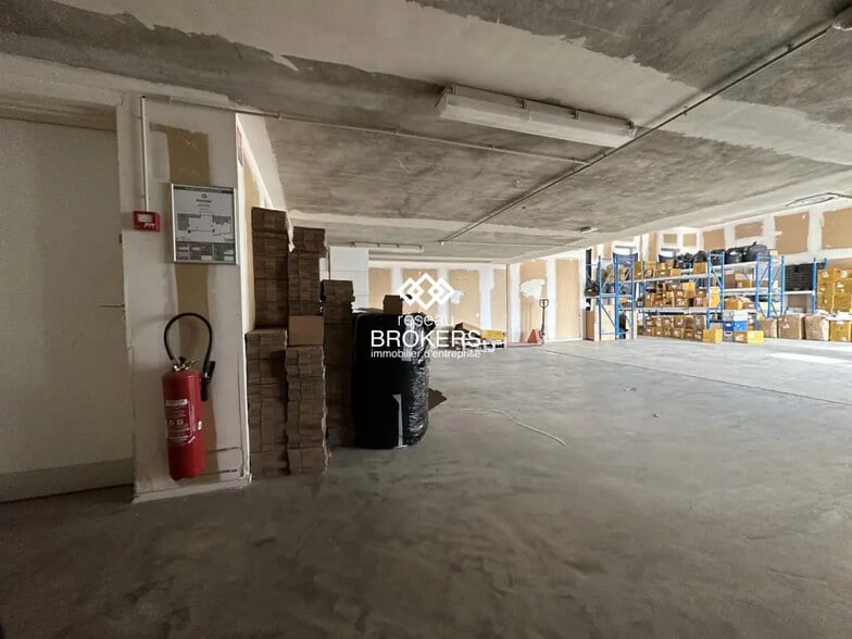 Industrial in Ivry-sur-Seine for lease - Building Photo - Image 3 of 6