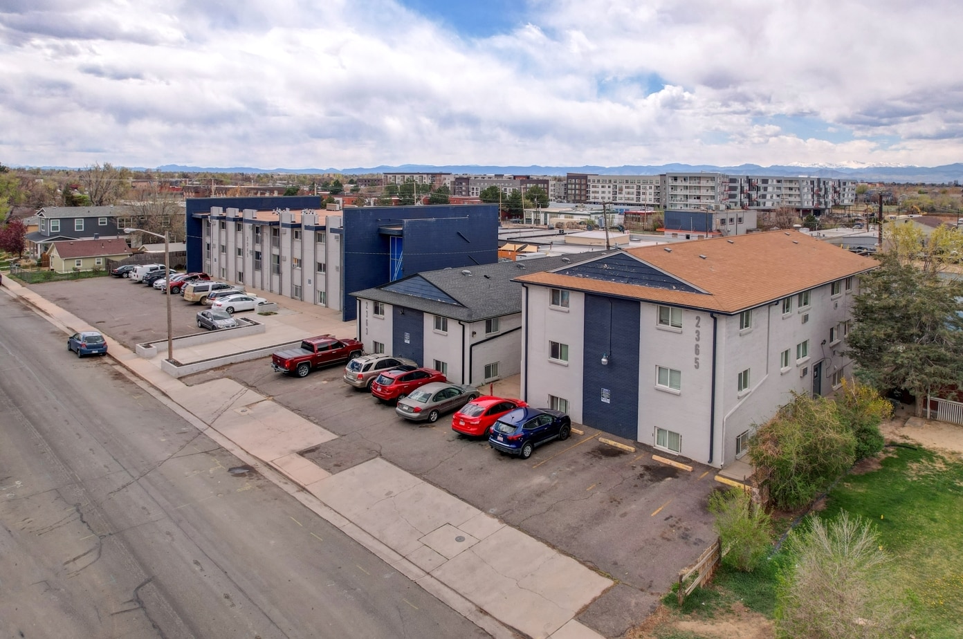 Portfolio of Tailwinds I & II portfolio of 2 properties for sale on LoopNet.com Building Photo- Image 1 of 36
