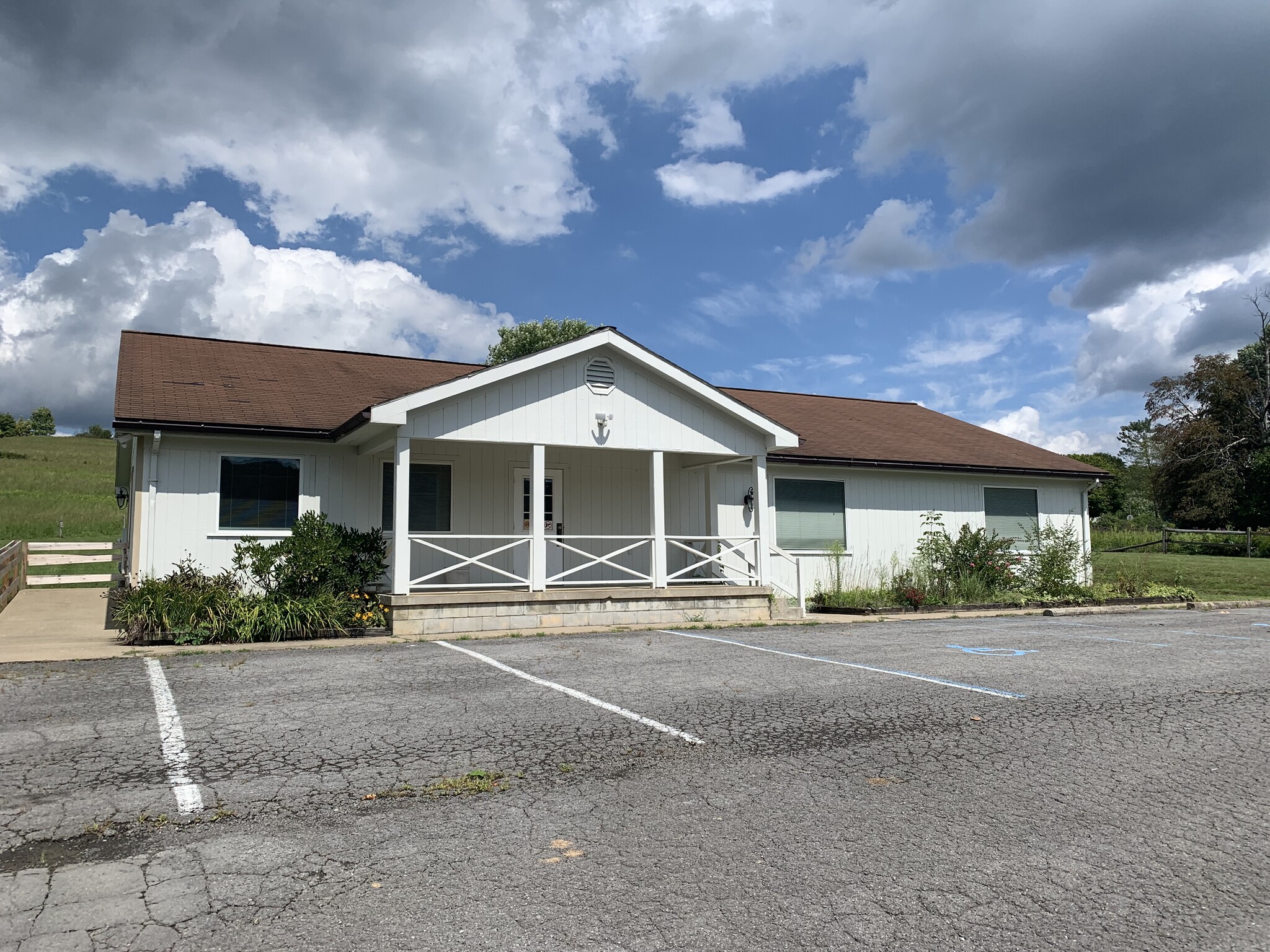 3006 Hawk Hwy, Lost Creek, WV for sale Primary Photo- Image 1 of 1