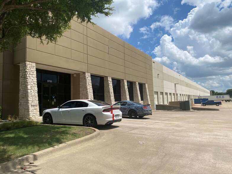 2777 W Danieldale Rd, Dallas, TX for lease - Building Photo - Image 2 of 21