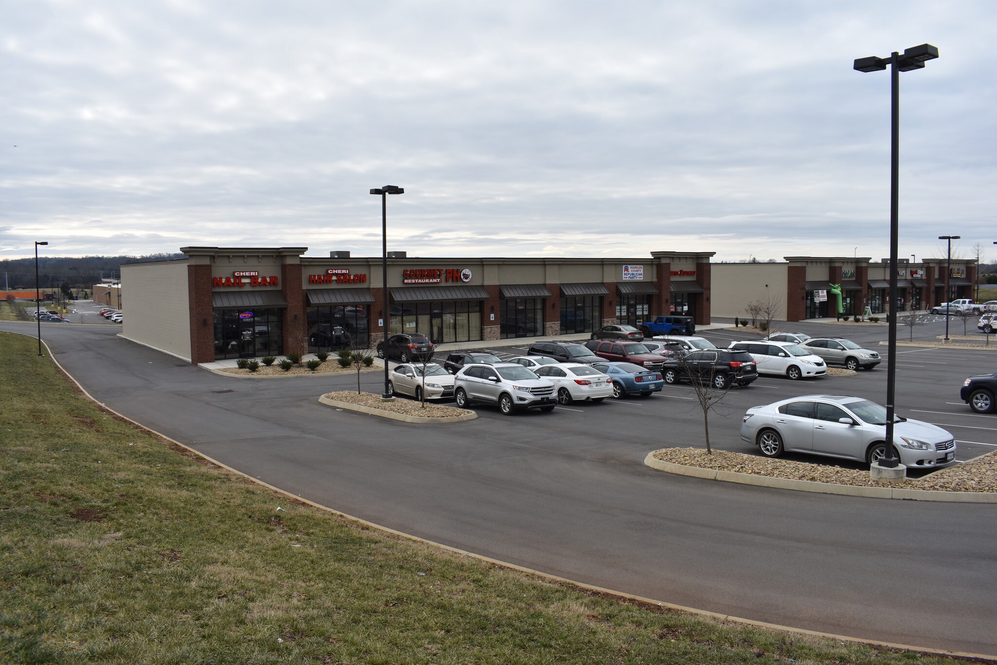 4327-4329 W Andrew Johnson Hwy, Morristown, TN for lease Primary Photo- Image 1 of 6