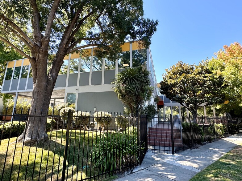 4950 W Hamilton Ave, San Jose, CA for lease - Building Photo - Image 1 of 13