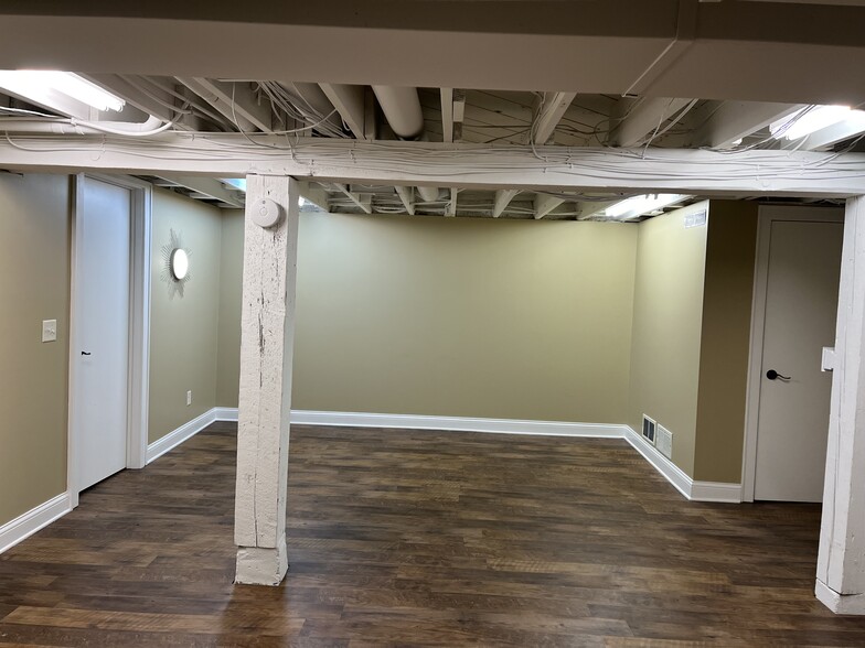 2600 Johnson St NE, Minneapolis, MN for lease - Building Photo - Image 3 of 17