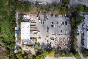 2361 NW 22nd St, Pompano Beach, FL for lease - Building Photo - Image 1 of 10