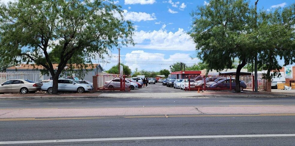 4626 S 6th Ave, Tucson, AZ for sale - Building Photo - Image 1 of 12