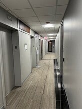 216 W Jackson Blvd, Chicago, IL for lease Building Photo- Image 2 of 2